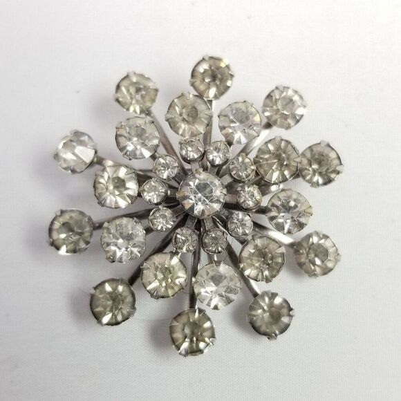 Vintage Coro Silver Tone Rhinestone Starburst Snowflake Brooch Lapel Pin, Signed - Picture 2 of 7
